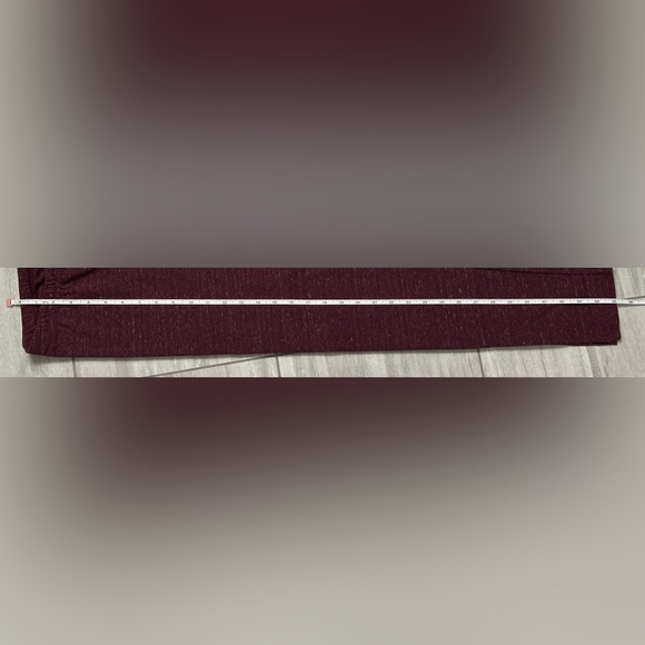 Old Navy: Women’s Leggings- Size Medium - Picture 5 of 6